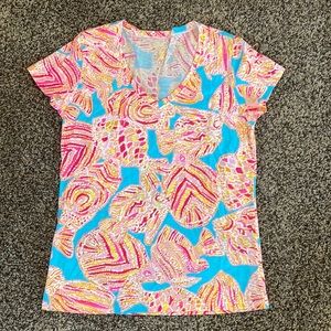 Lily Pulitzer “Multicolored Fish” V-neck, Medium